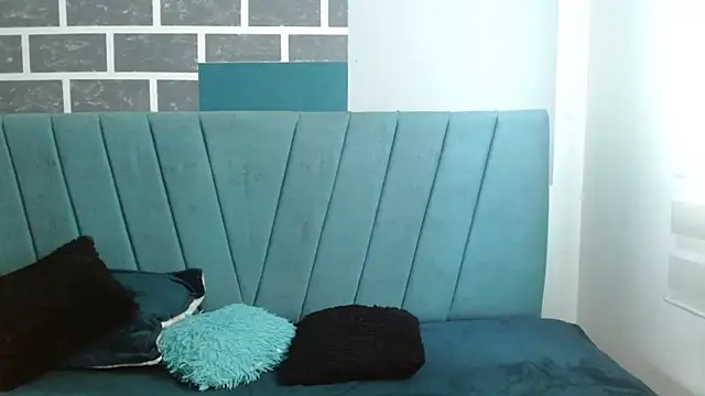 Snapshot of AliceSmity__ chatting on 06-15-26, 05:56 AliceSmity online show from 06-15-26, 05:56