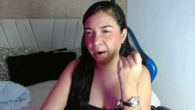 Snapshot of AliceSmity__ chatting on 05-24-26, 12:05 AliceSmity online show from 05-24-26, 12:05