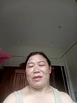 -Lytina- online show from 05-20-26, 02:19