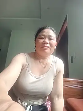 -Lytina- online show from 05-16-26, 10:36