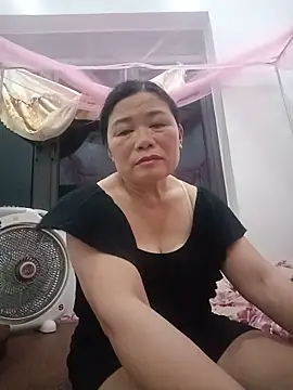 -Lytina- online show from 05-18-26, 02:22