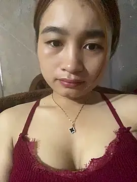 Snapshot of Cute-Sexyy chatting on 05-17-26, 02:22 Cute-Sexyy online show from 05-17-26, 02:22