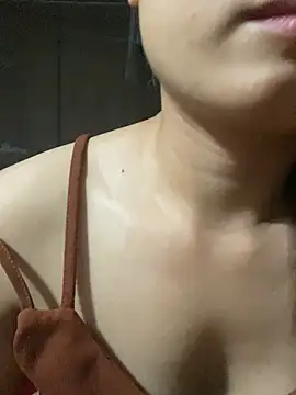 Snapshot of Cute-Sexyy chatting on 05-20-26, 02:25 Cute-Sexyy online show from 05-20-26, 02:25