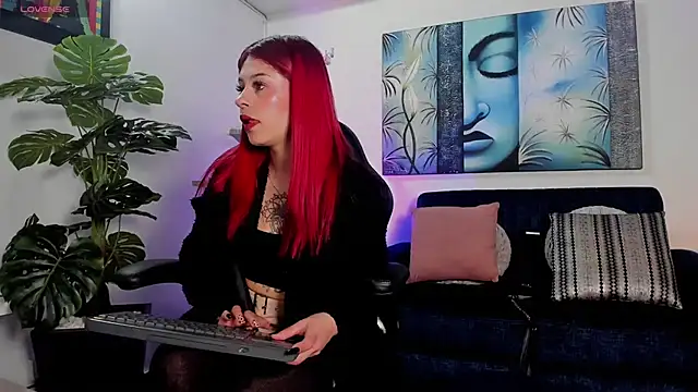 Snapshot of lexietaylor chatting on 06-01-26, 12:16 lexietaylor online show from 06-01-26, 12:16