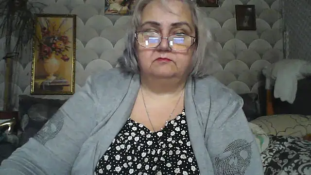 Snapshot of MarinaFarina53 chatting on 07-08-26, 07:42 MarinaFarina53 online show from 07-08-26, 07:42