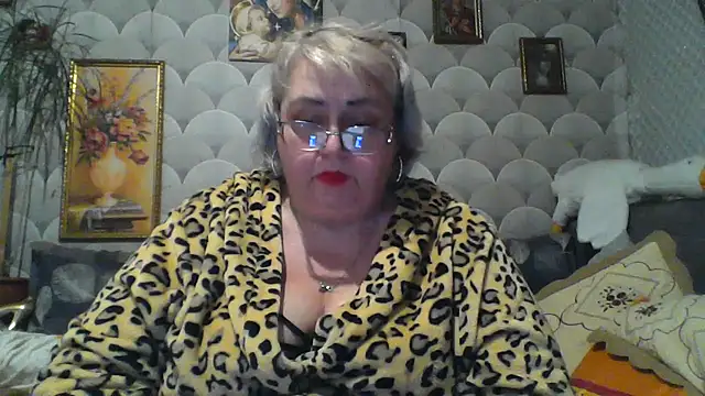 Snapshot of MarinaFarina53 chatting on 07-10-26, 05:57 MarinaFarina53 online show from 07-10-26, 05:57
