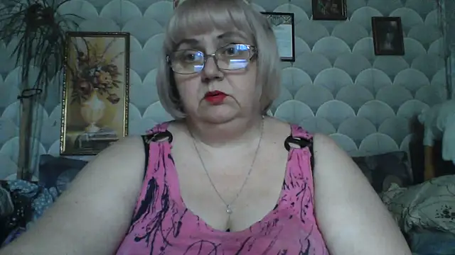 Snapshot of MarinaFarina53 chatting on 06-18-26, 11:59 MarinaFarina53 online show from 06-18-26, 11:59