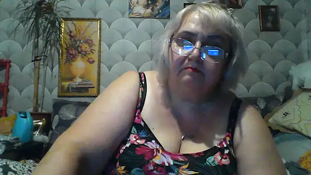Snapshot of MarinaFarina53 chatting on 06-30-26, 06:08 MarinaFarina53 online show from 06-30-26, 06:08