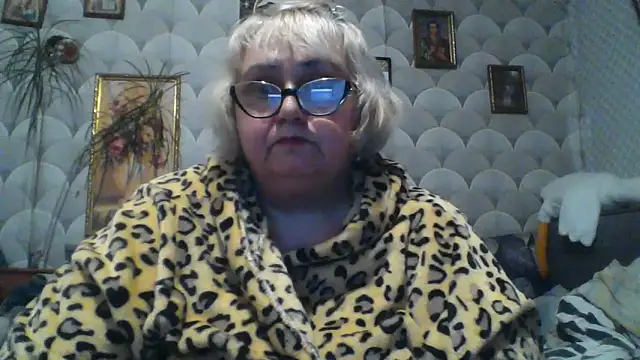 Snapshot of MarinaFarina53 chatting on 05-20-26, 05:43 MarinaFarina53 online show from 05-20-26, 05:43
