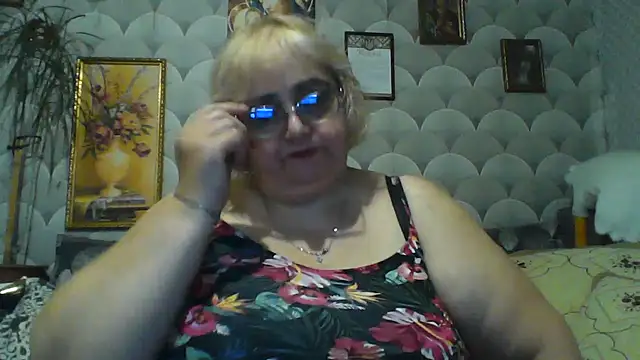 Snapshot of MarinaFarina53 chatting on 06-23-26, 05:22 MarinaFarina53 online show from 06-23-26, 05:22
