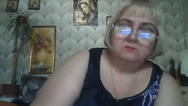 Snapshot of MarinaFarina53 chatting on 06-14-26, 05:08 MarinaFarina53 online show from 06-14-26, 05:08