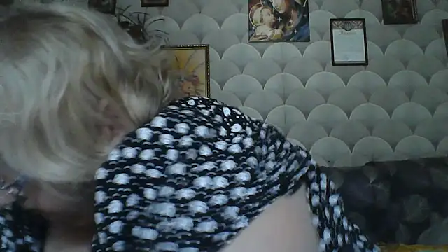Snapshot of MarinaFarina53 chatting on 06-26-26, 05:24 MarinaFarina53 online show from 06-26-26, 05:24