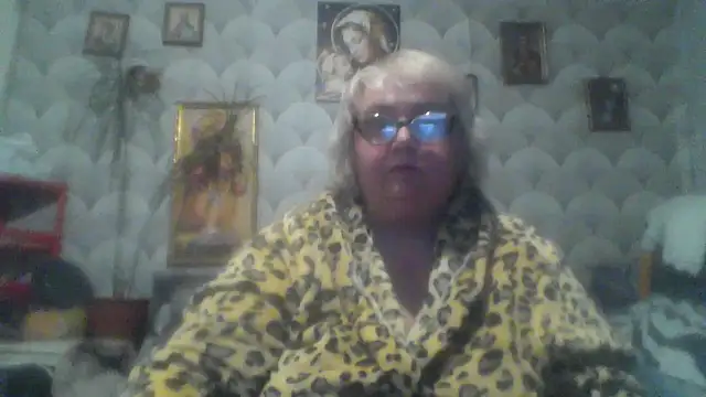 Snapshot of MarinaFarina53 chatting on 05-17-26, 05:46 MarinaFarina53 online show from 05-17-26, 05:46