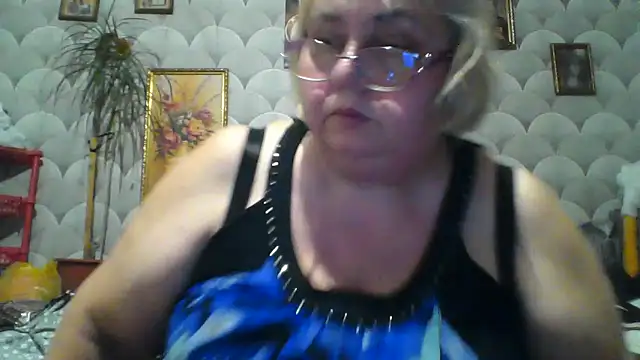 Snapshot of MarinaFarina53 chatting on 05-30-26, 06:13 MarinaFarina53 online show from 05-30-26, 06:13