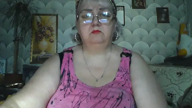 Snapshot of MarinaFarina53 chatting on 07-12-26, 05:19 MarinaFarina53 online show from 07-12-26, 05:19