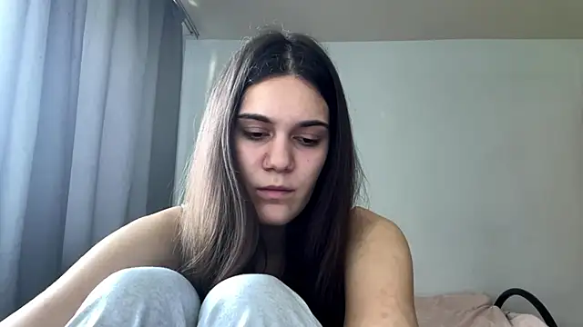 Snapshot of MaryRaven chatting on 05-22-26, 12:58 MaryRaven online show from 05-22-26, 12:58