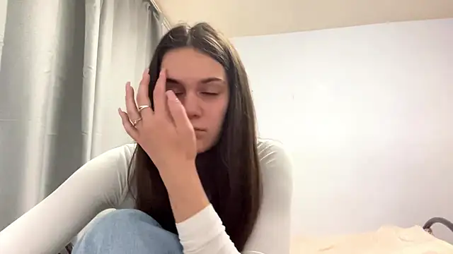 Snapshot of MaryRaven chatting on 05-19-26, 03:19 MaryRaven online show from 05-19-26, 03:19
