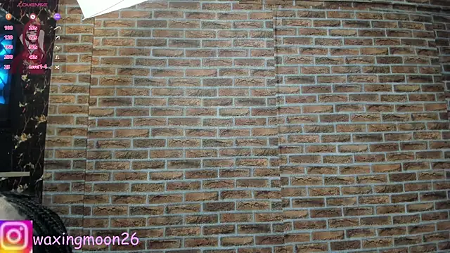 Snapshot of LunaiXMoon_ chatting on 08-06-26, 12:11 LunaiXMoon online show from 08-06-26, 12:11