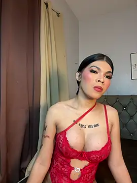 Snapshot of DanikaLovve chatting on 07-19-26, 08:23 DanikaLovve online show from 07-19-26, 08:23