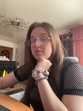 viksiss online show from 05-14-26, 05:37