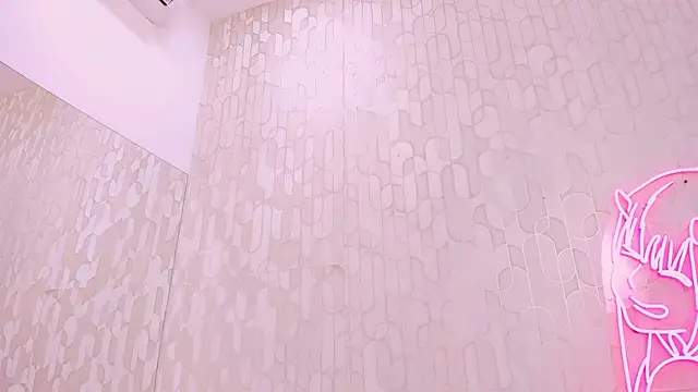Snapshot of BIANCA_RUSSO chatting on 06-01-26, 03:11 BIANCA RUSSO online show from 06-01-26, 03:11