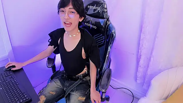 LittlePrince  online show from 05-16-26, 04:00