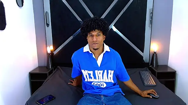 Dilan Hall online show from 05-27-26, 07:21