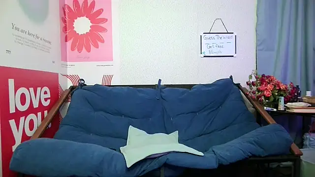 LeenLittle online show from 07-22-26, 06:10