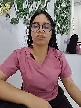 alanahot94 online show from 06-15-26, 03:34
