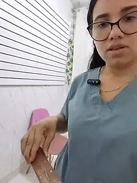 alanahot94 online show from 06-18-26, 03:50