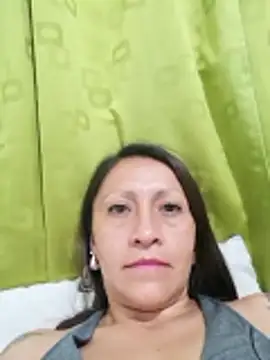 Snapshot of Vely_ chatting on 05-20-26, 03:36 Vely online show from 05-20-26, 03:36