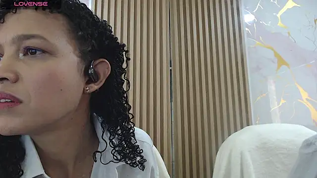 Snapshot of Jazlin_Sg chatting on 05-30-26, 01:50 Jazlin Sg online show from 05-30-26, 01:50