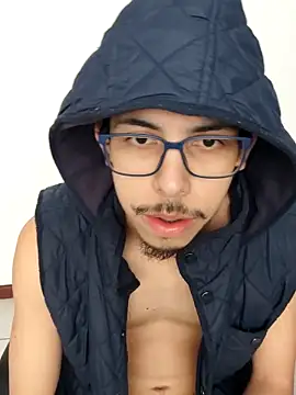 Snapshot of safadabsol chatting on 06-15-26, 04:39 safadabsol online show from 06-15-26, 04:39