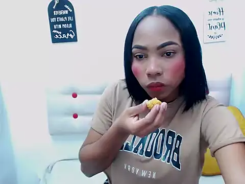 whitneynaugthyxxxx online show from 05-23-26, 01:43
