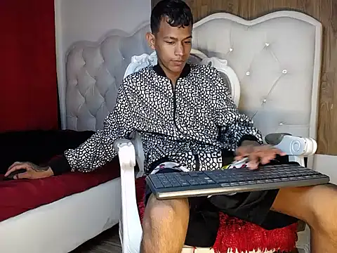 Radek Johnson online show from 05-09-26, 01:31