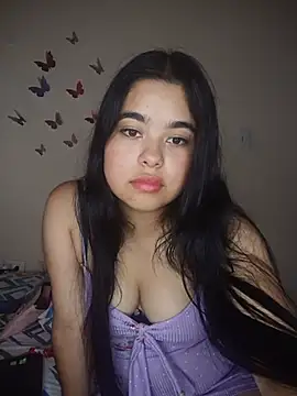 Snapshot of MiiaHott_W chatting on 05-24-26, 03:12 MiiaHott W online show from 05-24-26, 03:12