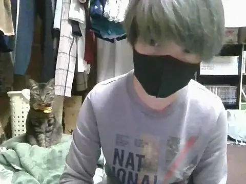 Snapshot of kazupan22 chatting on 06-09-26, 02:29 kazupan22 online show from 06-09-26, 02:29
