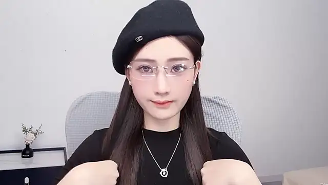  222Mia online show from 05-17-26, 05:29