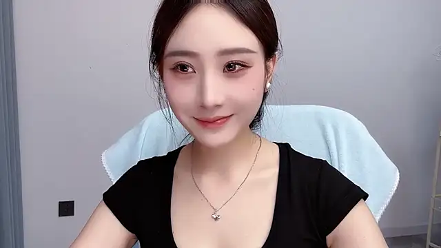  222Mia online show from 06-30-26, 02:33