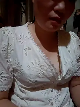 Snapshot of -Trici- chatting on 07-07-26, 09:18 -Trici- online show from 07-07-26, 09:18