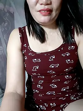 Snapshot of -Trici- chatting on 08-07-26, 06:47 -Trici- online show from 08-07-26, 06:47