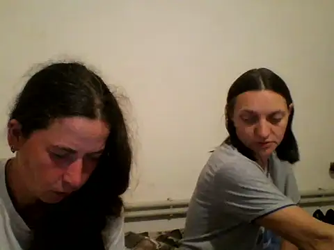 Snapshot of DanicaFey chatting on 05-19-26, 06:48 DanicaFey online show from 05-19-26, 06:48