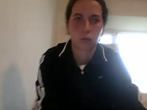 Snapshot of DanicaFey chatting on 05-20-26, 02:47 DanicaFey online show from 05-20-26, 02:47