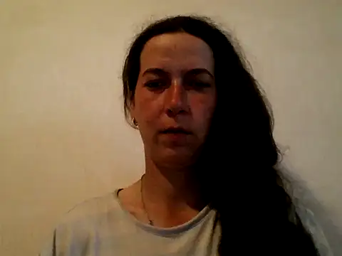 Snapshot of DanicaFey chatting on 05-13-26, 03:30 DanicaFey online show from 05-13-26, 03:30