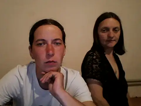 Snapshot of DanicaFey chatting on 05-16-26, 07:02 DanicaFey online show from 05-16-26, 07:02