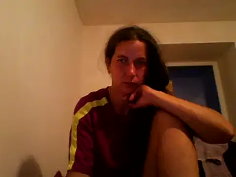 Snapshot of DanicaFey chatting on 06-04-26, 06:34 DanicaFey online show from 06-04-26, 06:34