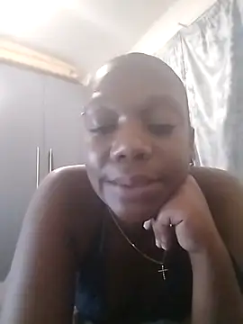 Snapshot of INNOCENTSLUT25 chatting on 05-26-26, 09:24 INNOCENTSLUT25 online show from 05-26-26, 09:24