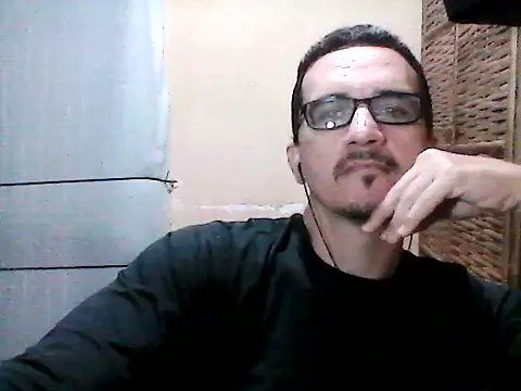 DouglasBr22 online show from 05-10-26, 03:32