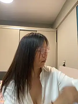 xiaoyun-10 online show from 05-12-26, 01:28
