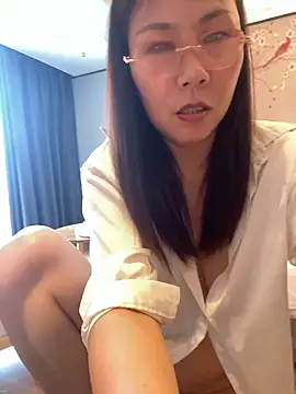 xiaoyun-10 online show from 06-05-26, 06:52